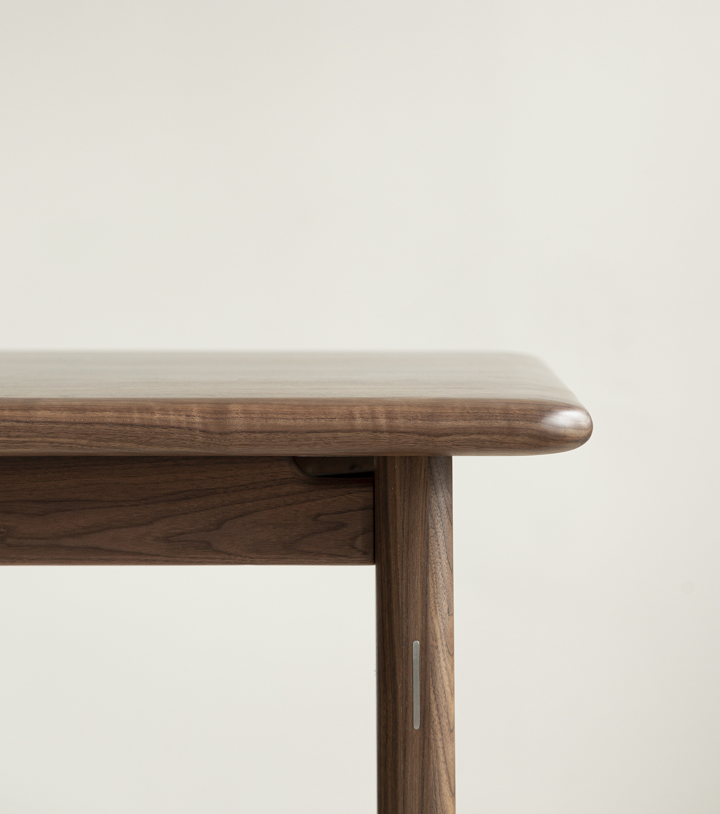 furniture design ，Original design，industrial design，Solid wood furniture，table，workbench，