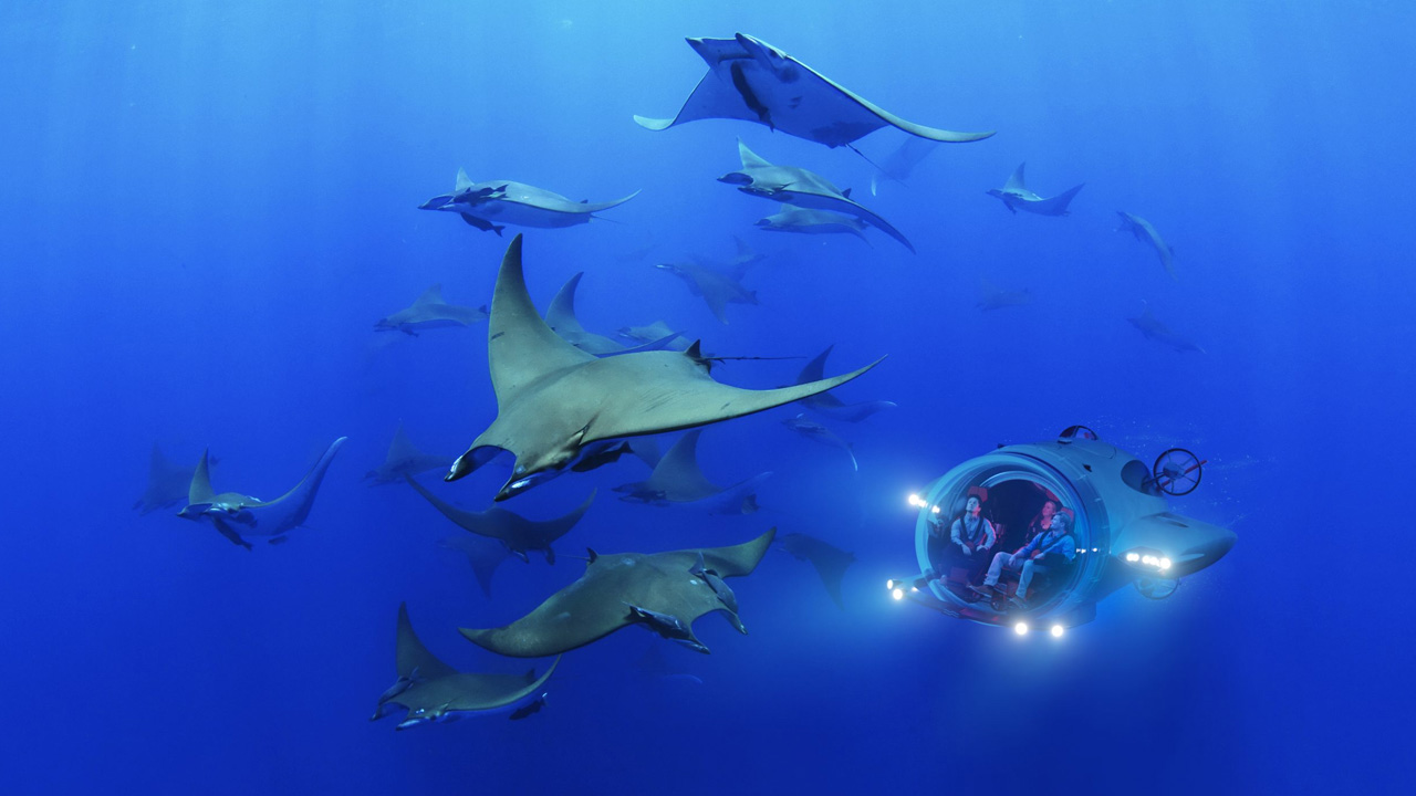 submarine，Interior，Underwater，