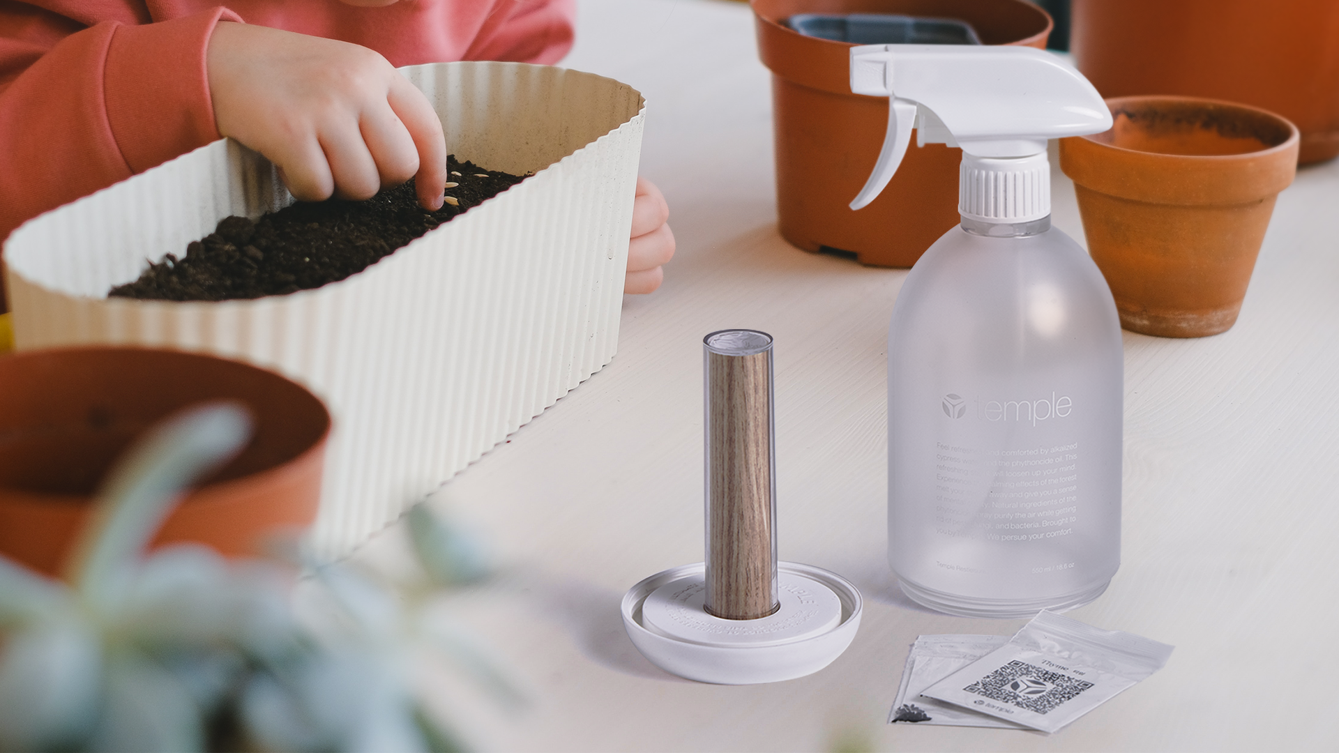 packing design，brand，Spray bottle，bottle，Design，