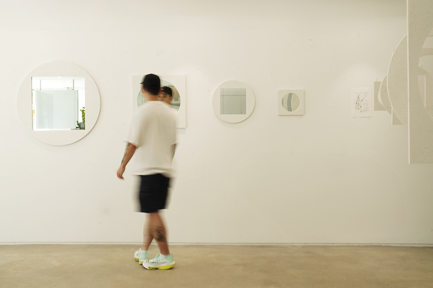 Linked Mirror，furniture，mirror，originality，