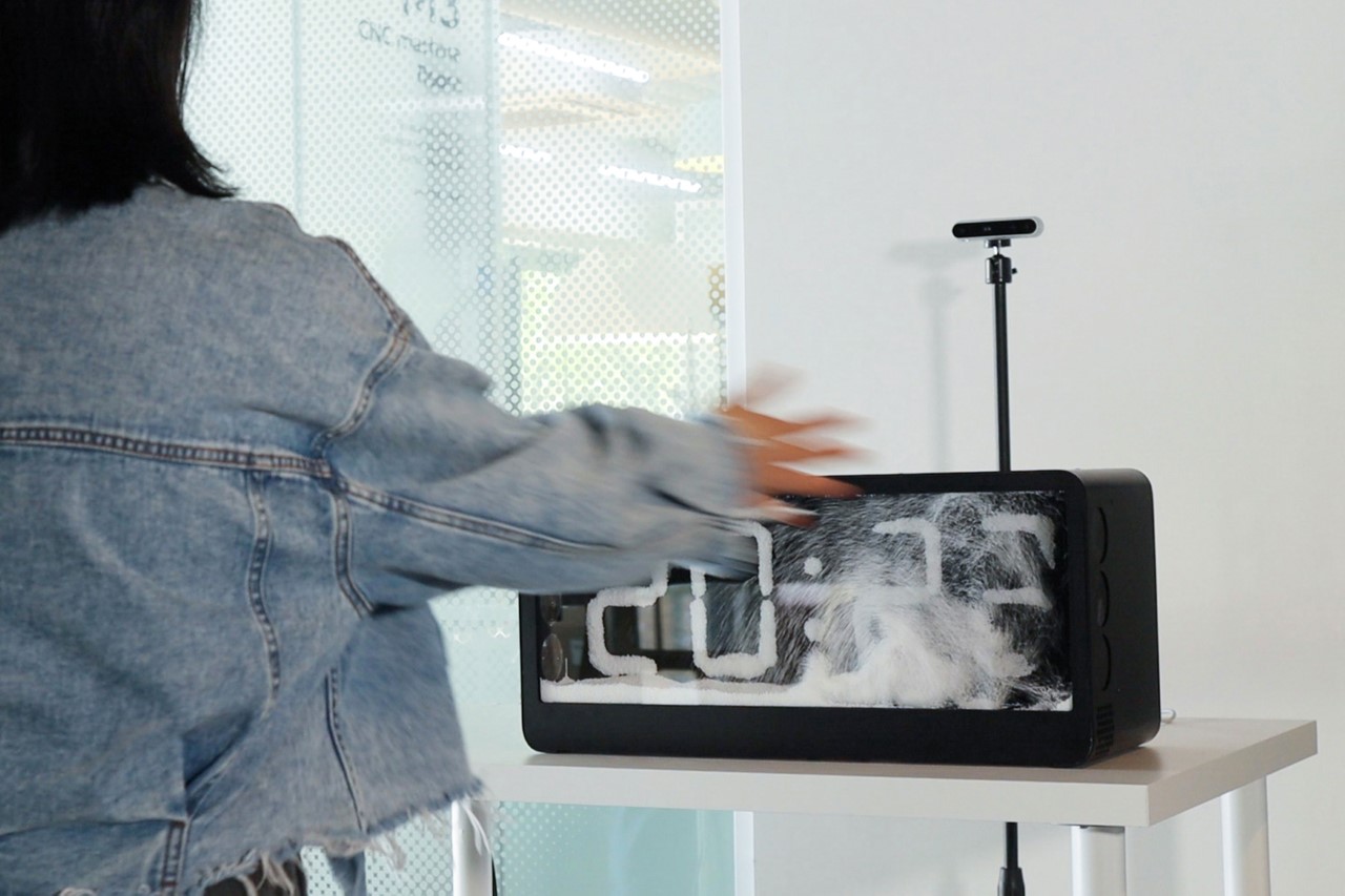 Clock，originality，Time to Snow，Ornaments，