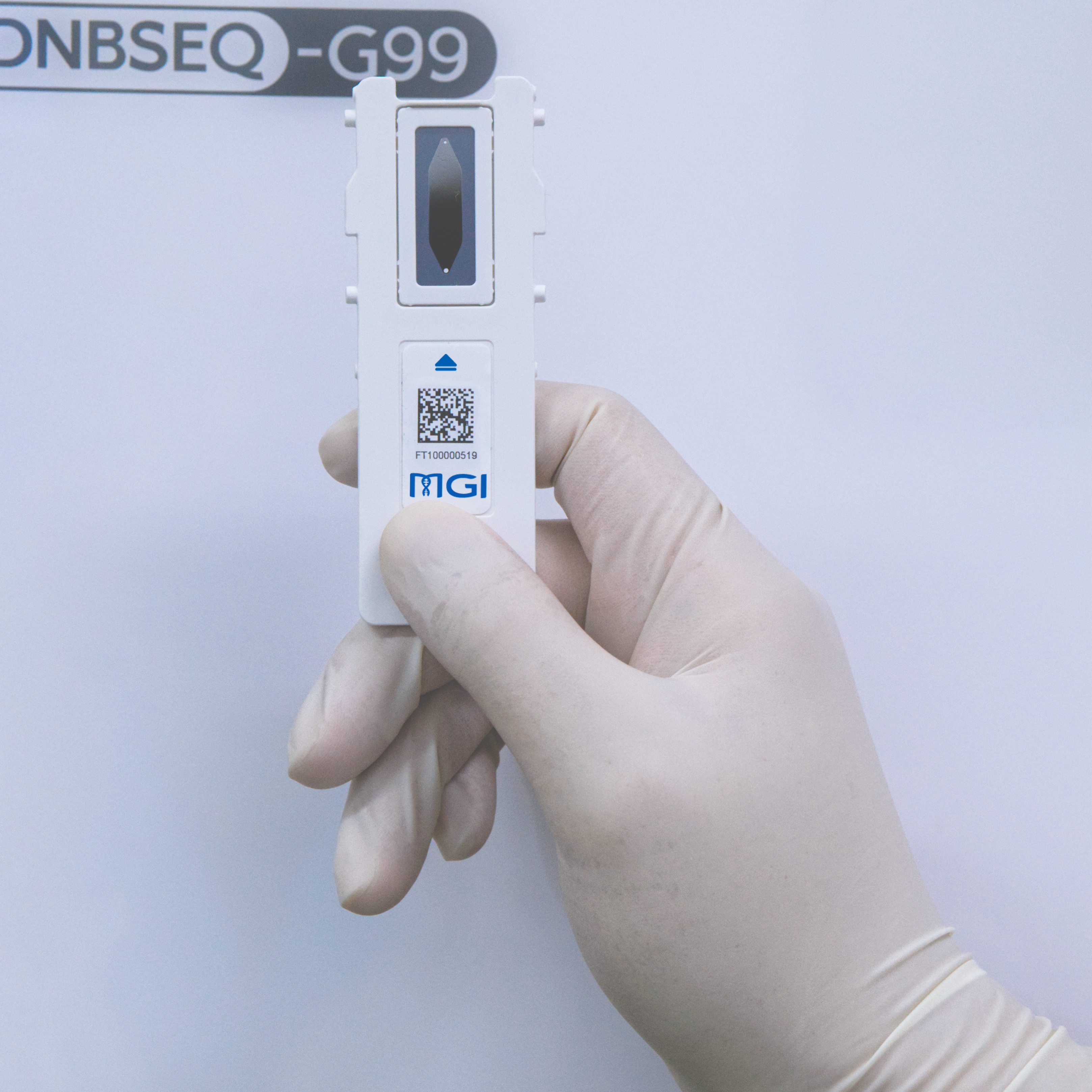 sequencer，high-throughput sequencer，