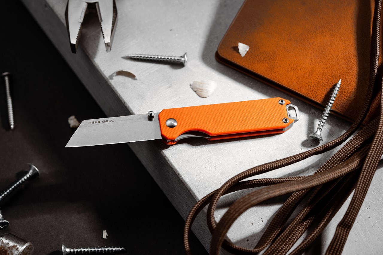 Folding knife，EDC，light，product design，