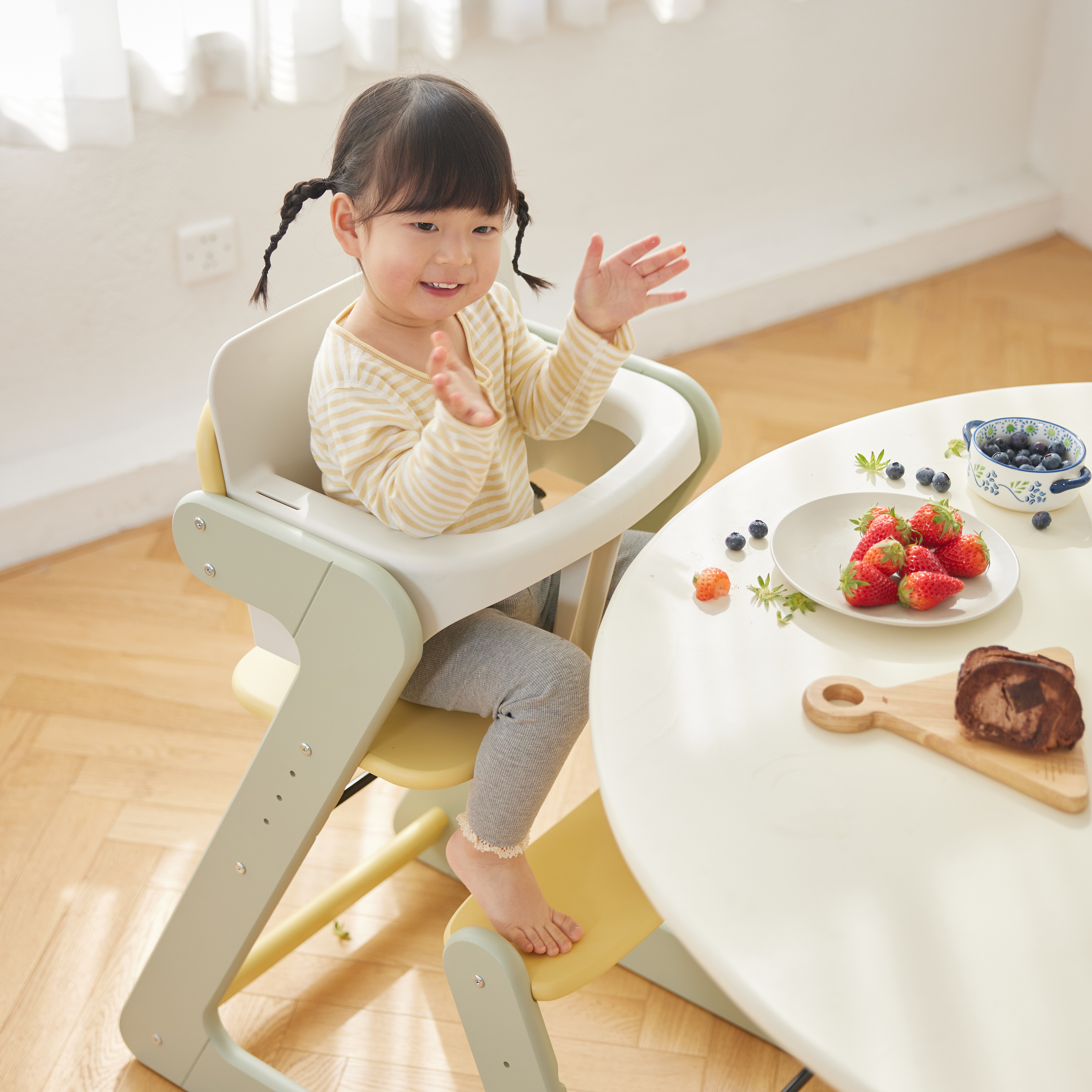 Children's furniture，Infant child，Dining chair，Growth Chair，Curious as expected，