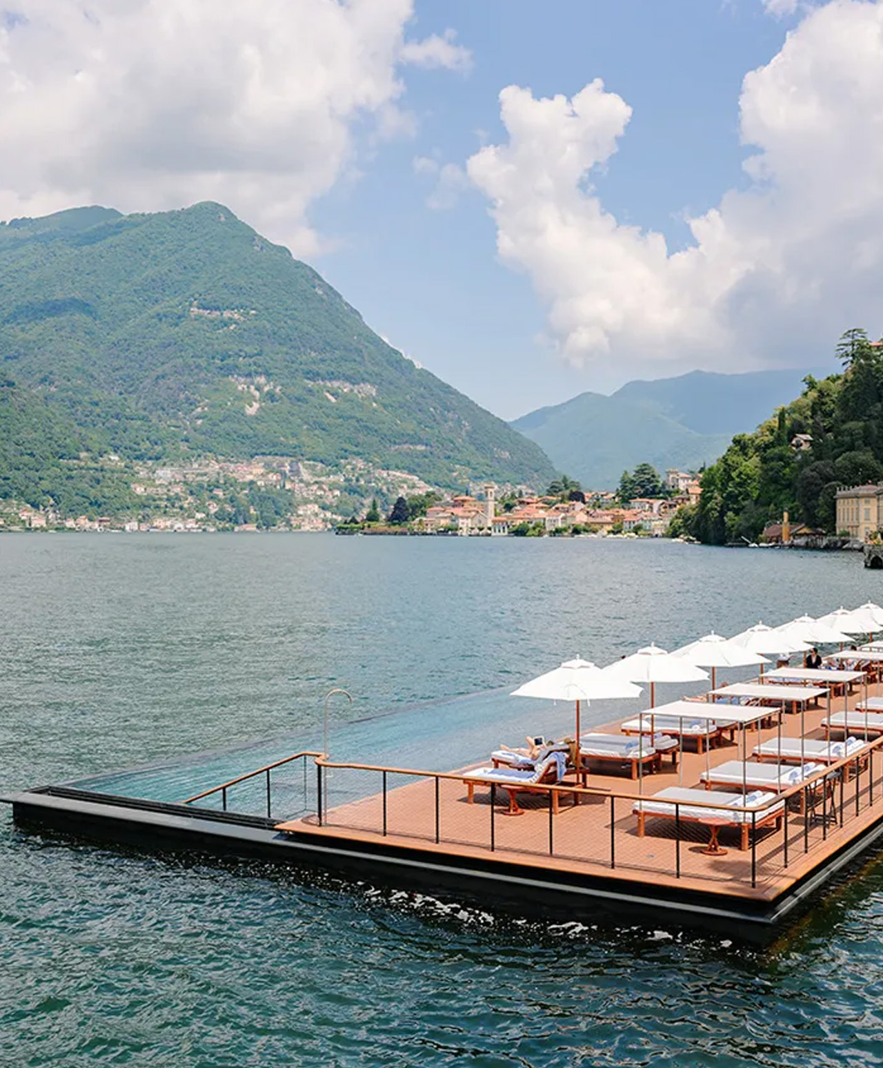 Swimming pool，environment，on vacation，space，Design，