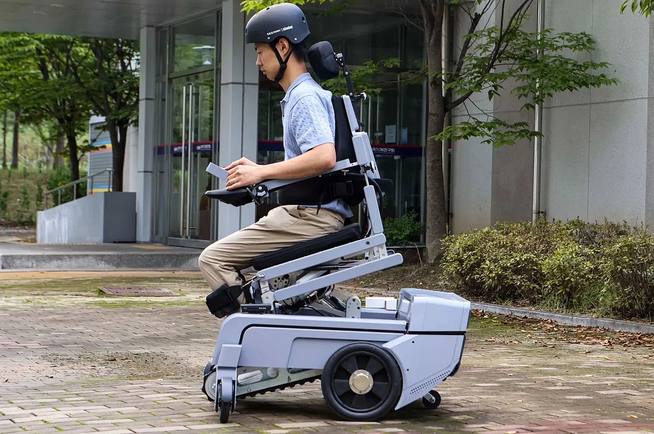 轮椅，机器人，残障人士，
