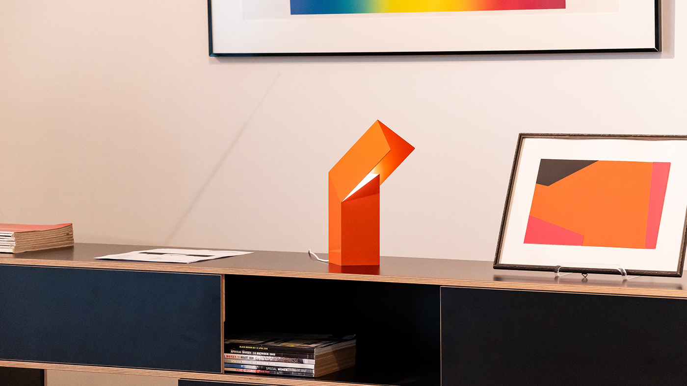 Lineair，Desk lamp，product design，geometry，