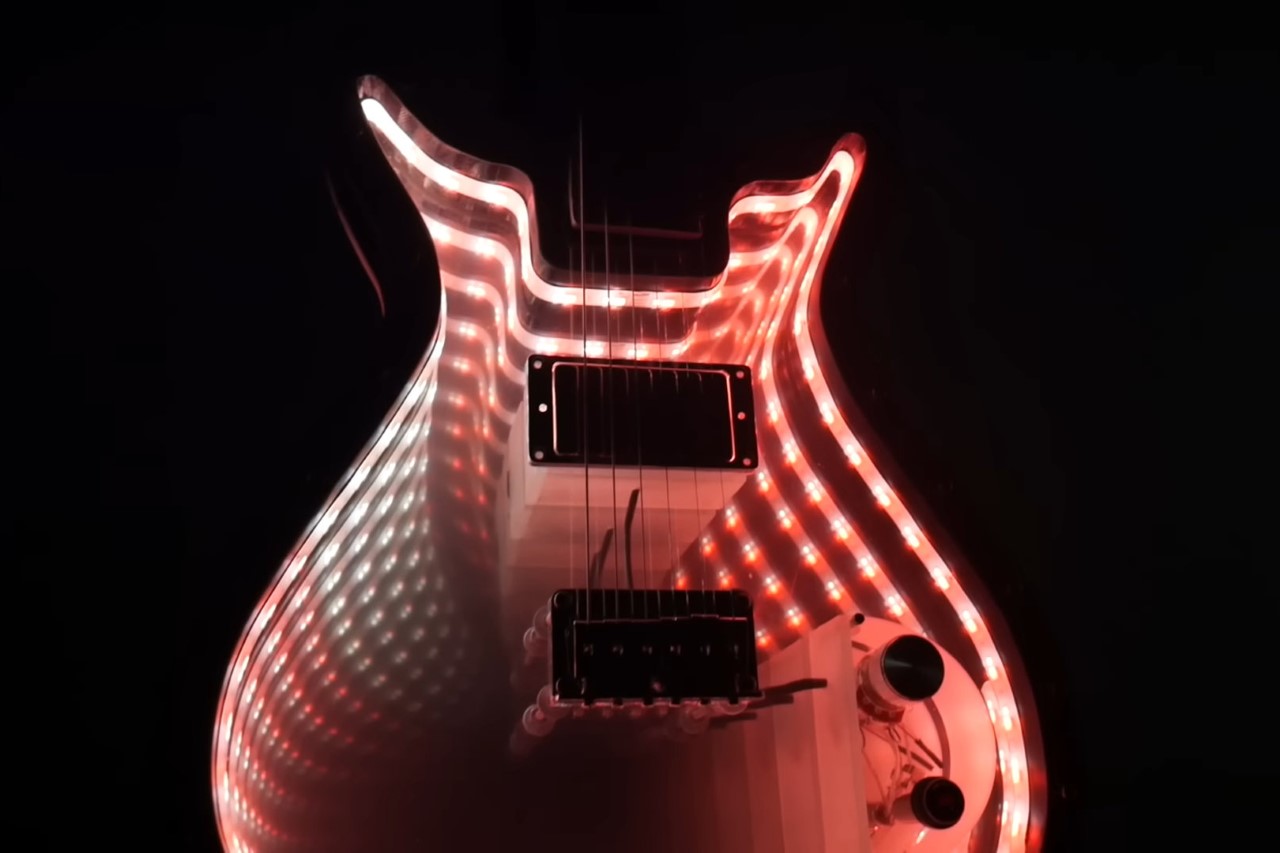 Electric guitar，product design，infinite mirror guitar，