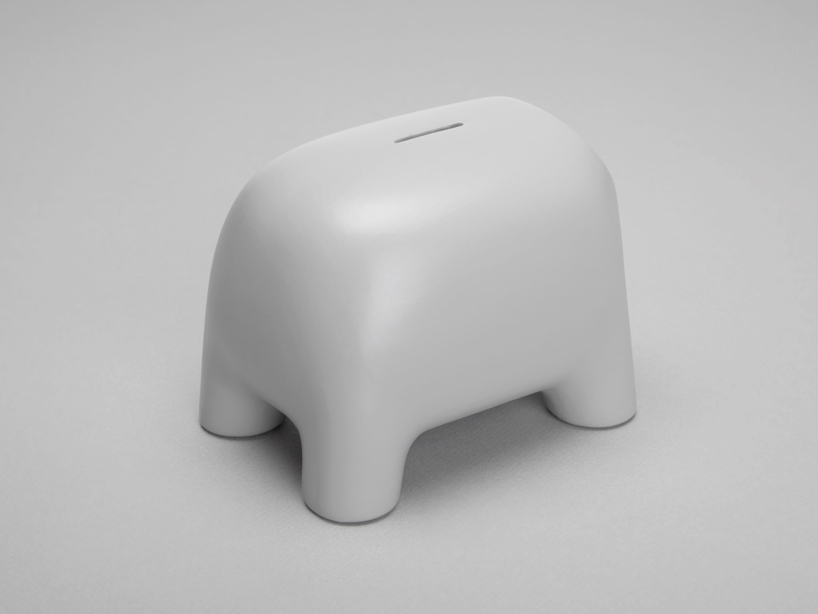 Piggy bank，colour，modelling，