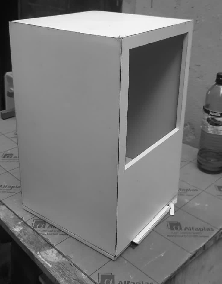 Housewear & Furnishings，originality，trash can，industrial design，