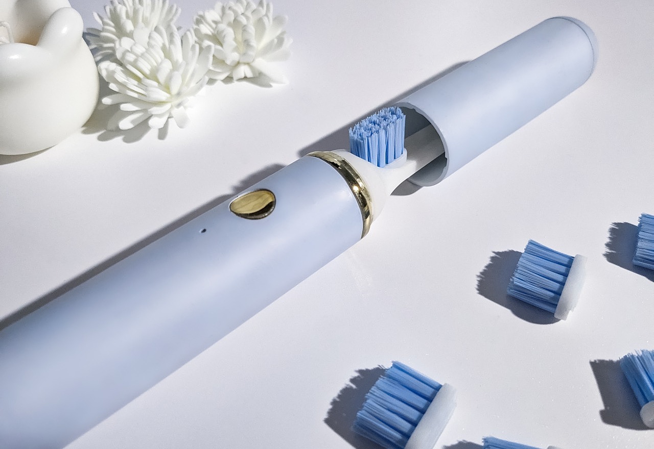 Electric toothbrush，OraWand，toothbrush，Personal protective equipment，