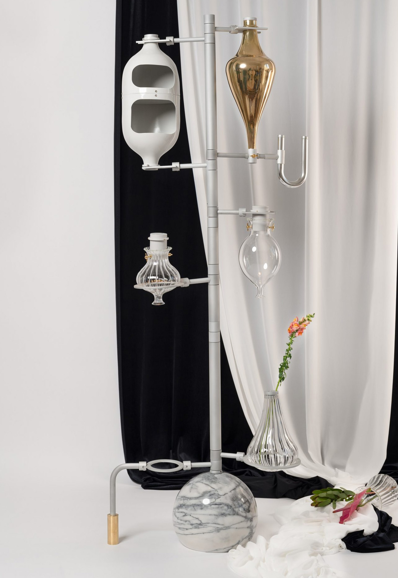 brass，Metal，Glass，lamps and lanterns，