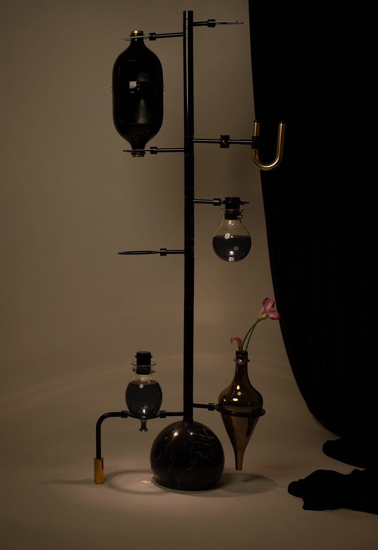 brass，Metal，Glass，lamps and lanterns，