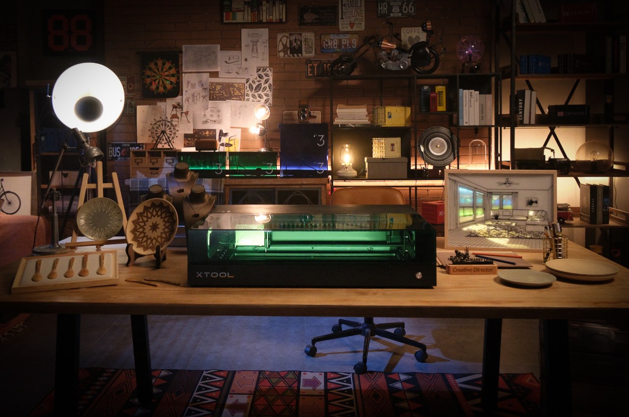 laser，cutting machine，closed，