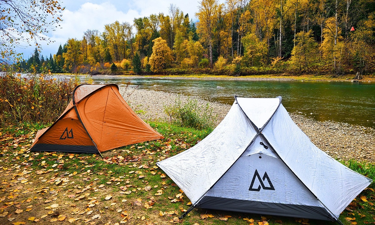Tent，camp，field，outdoors，product design，design，