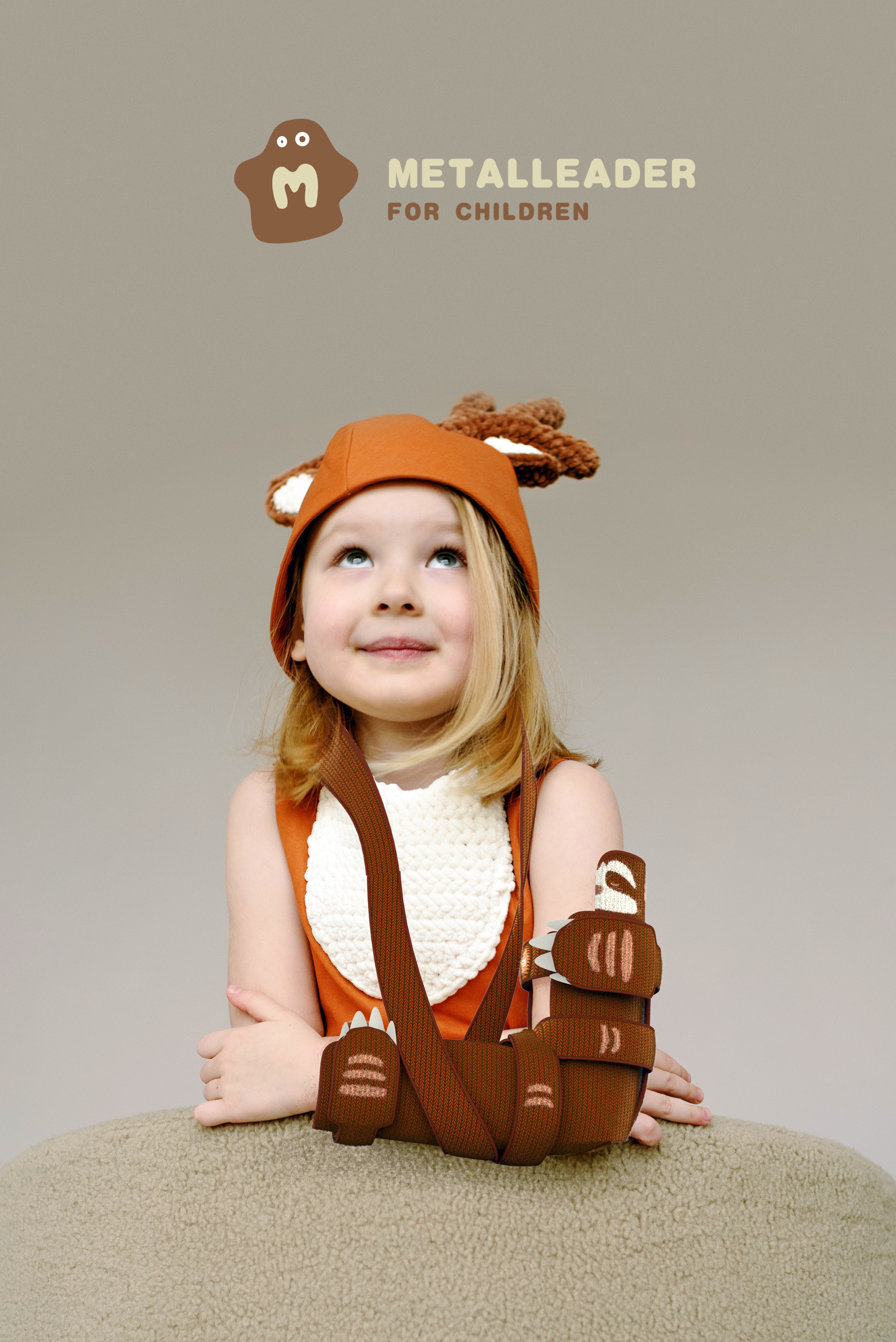 children，brace，fracture，Emotional design，Cute fun，