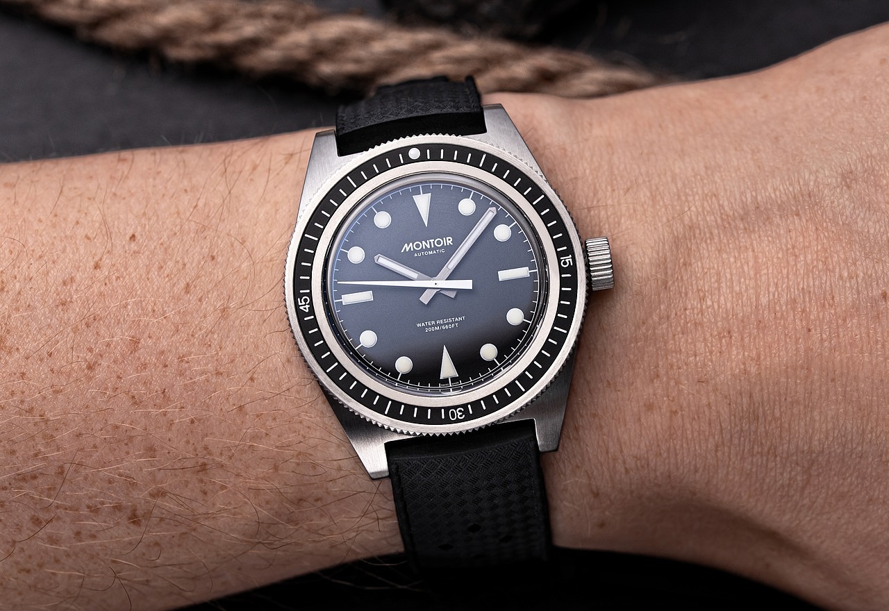 Wrist watch，product design，industrial design，design，Montoir，