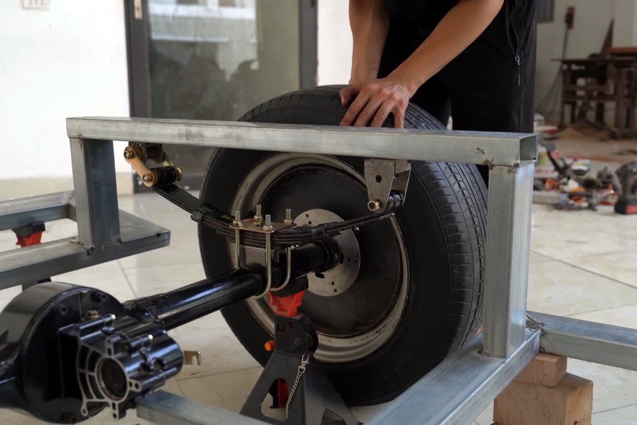 Cyberquad，carpentry，Automobile manufacturing，