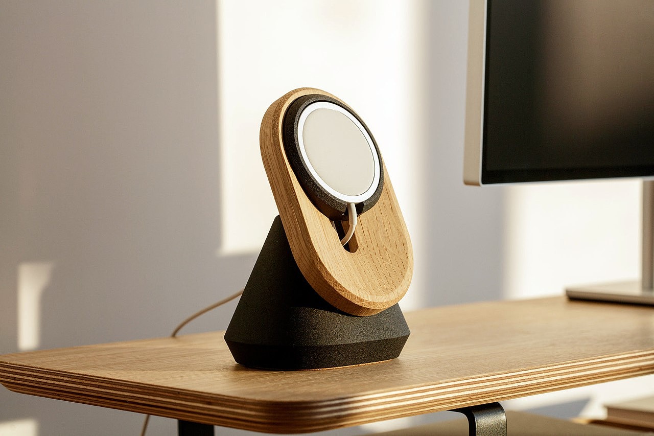 Charger，woodiness，Minimalist，