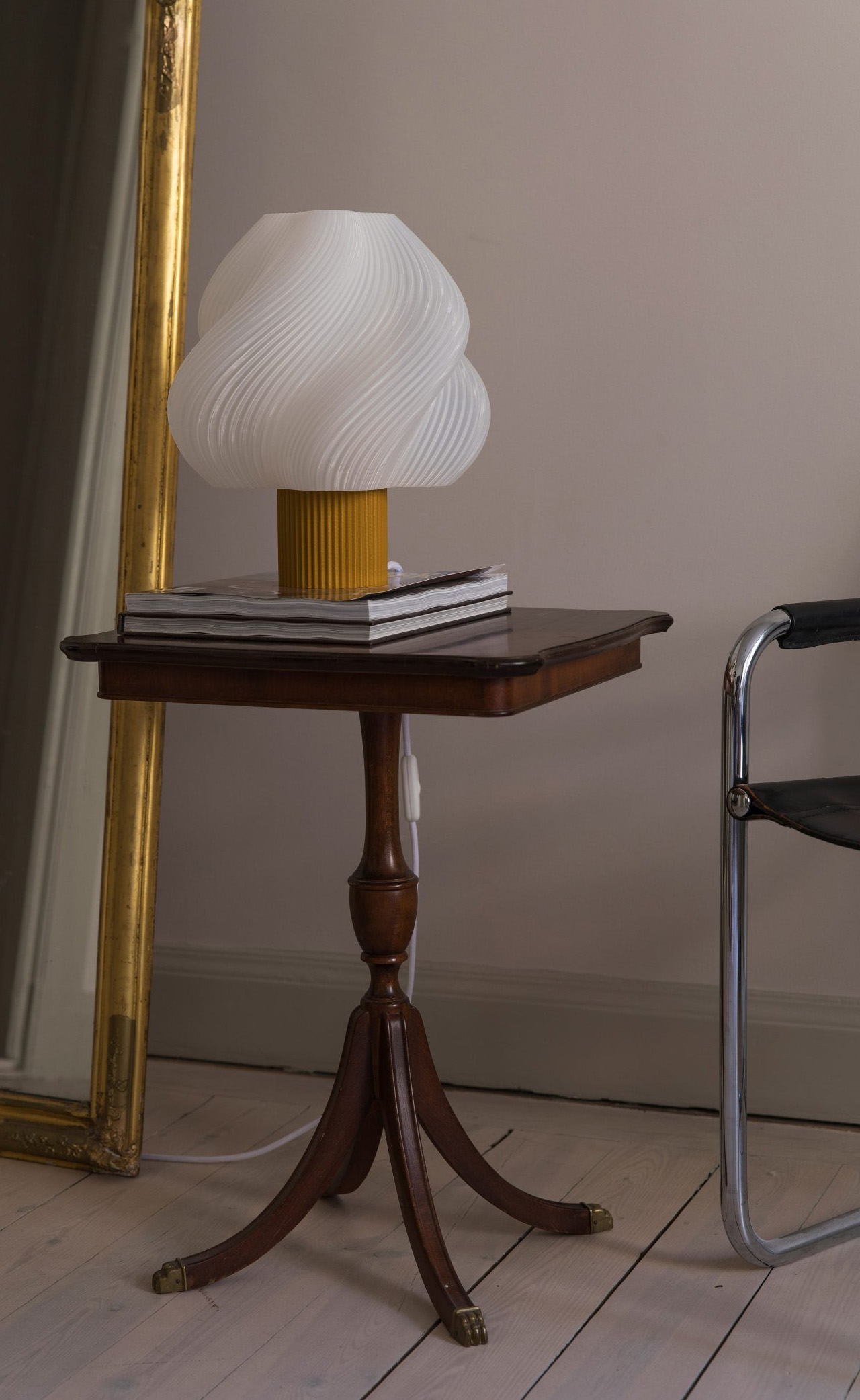 lamps and lanterns，lighting，Functionality，