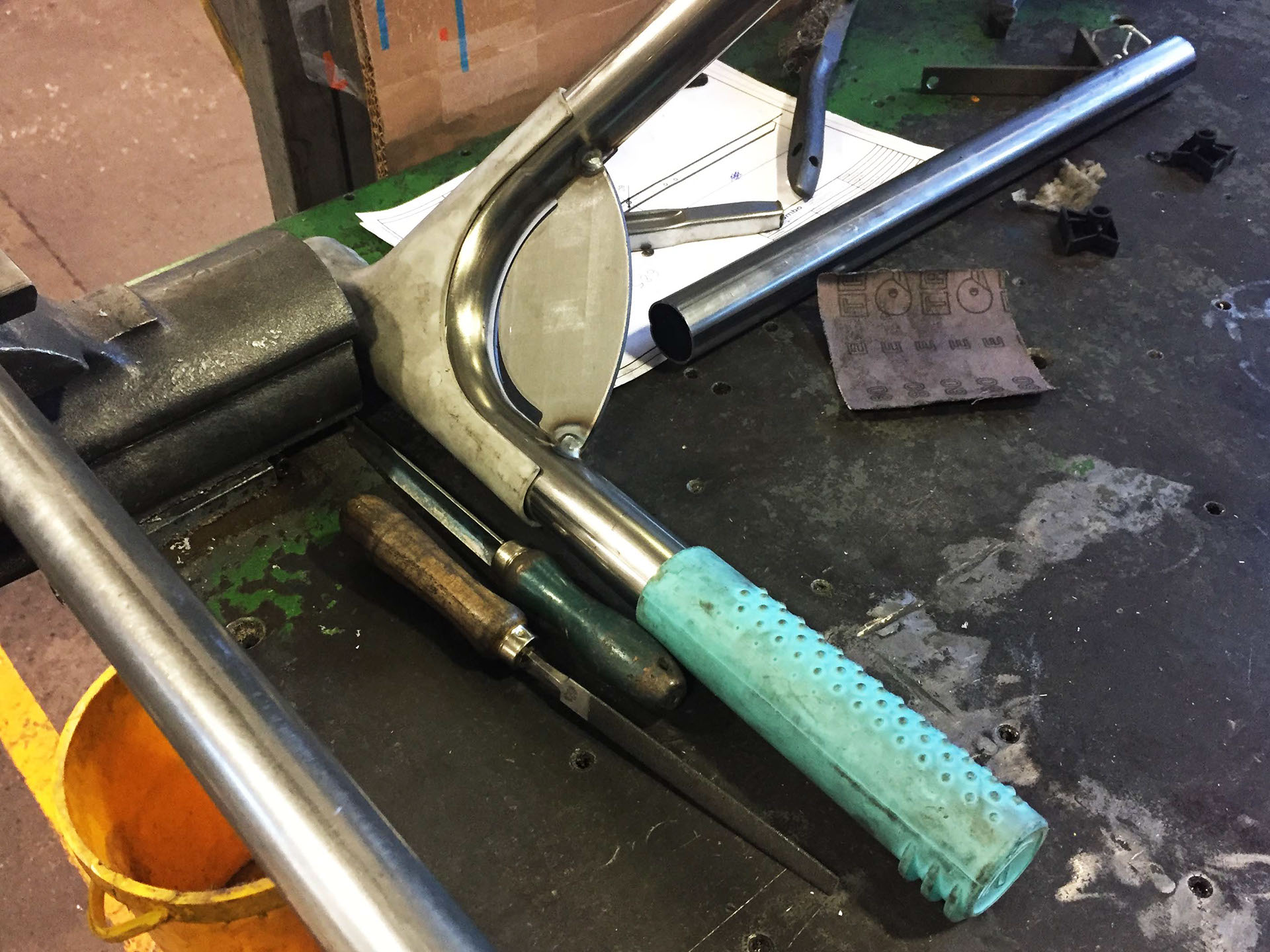 Clindo，Easy to operate，Ironing board，