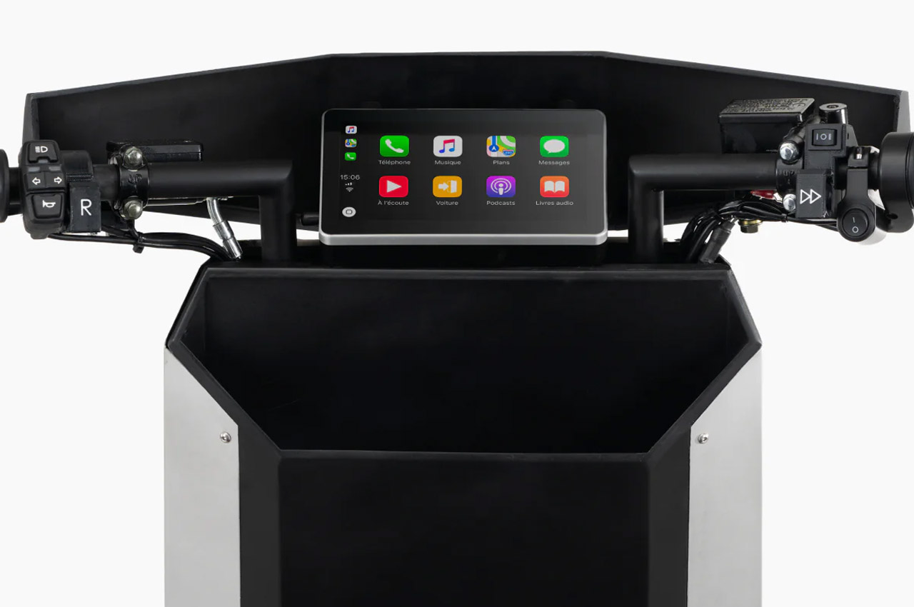 spacious，GPS positioning，Electric vehicle，modularization，