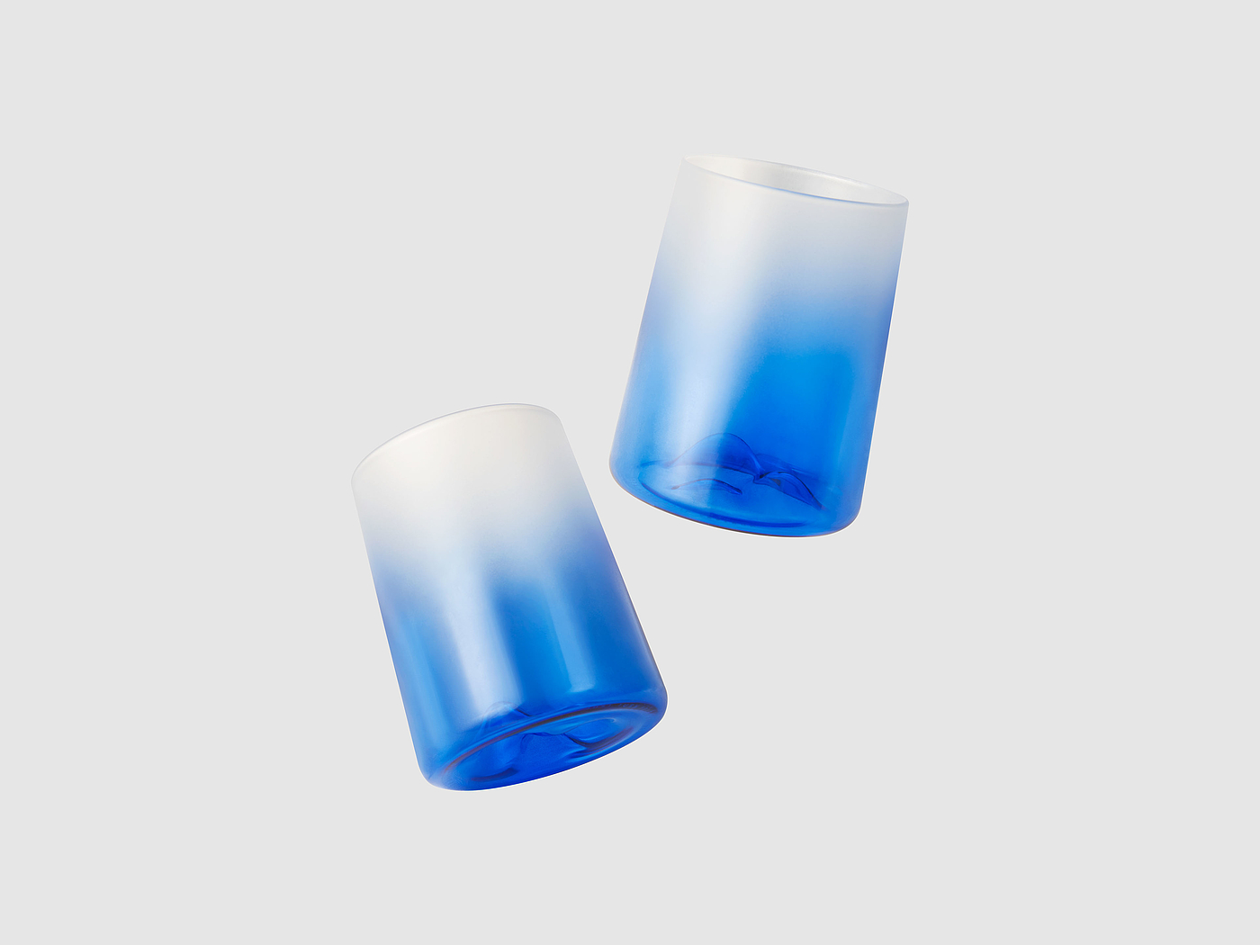 玻璃，水壶，水杯，自然，蓝色，山，海，云，