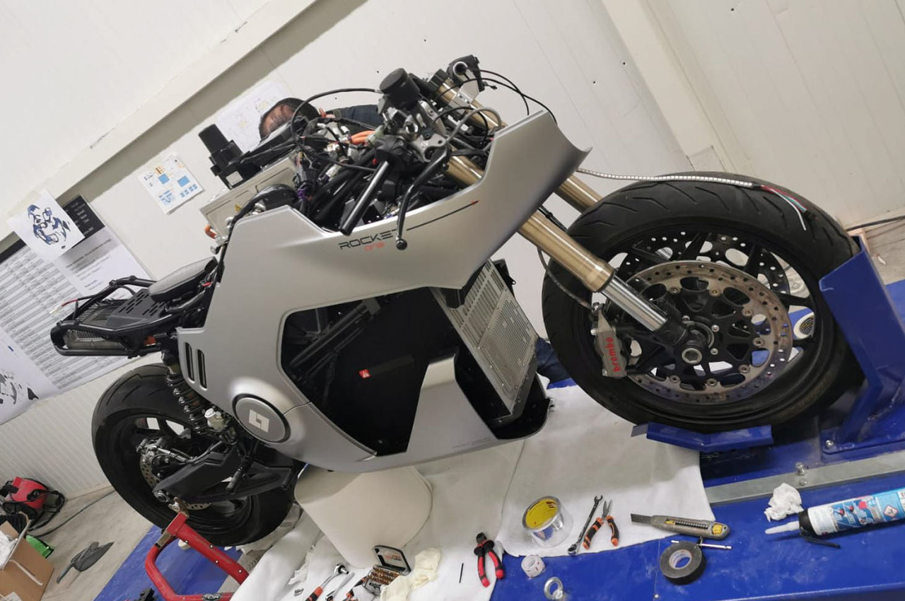 motorcycle，industrial design，vehicle，Electric motorcycle，Design，