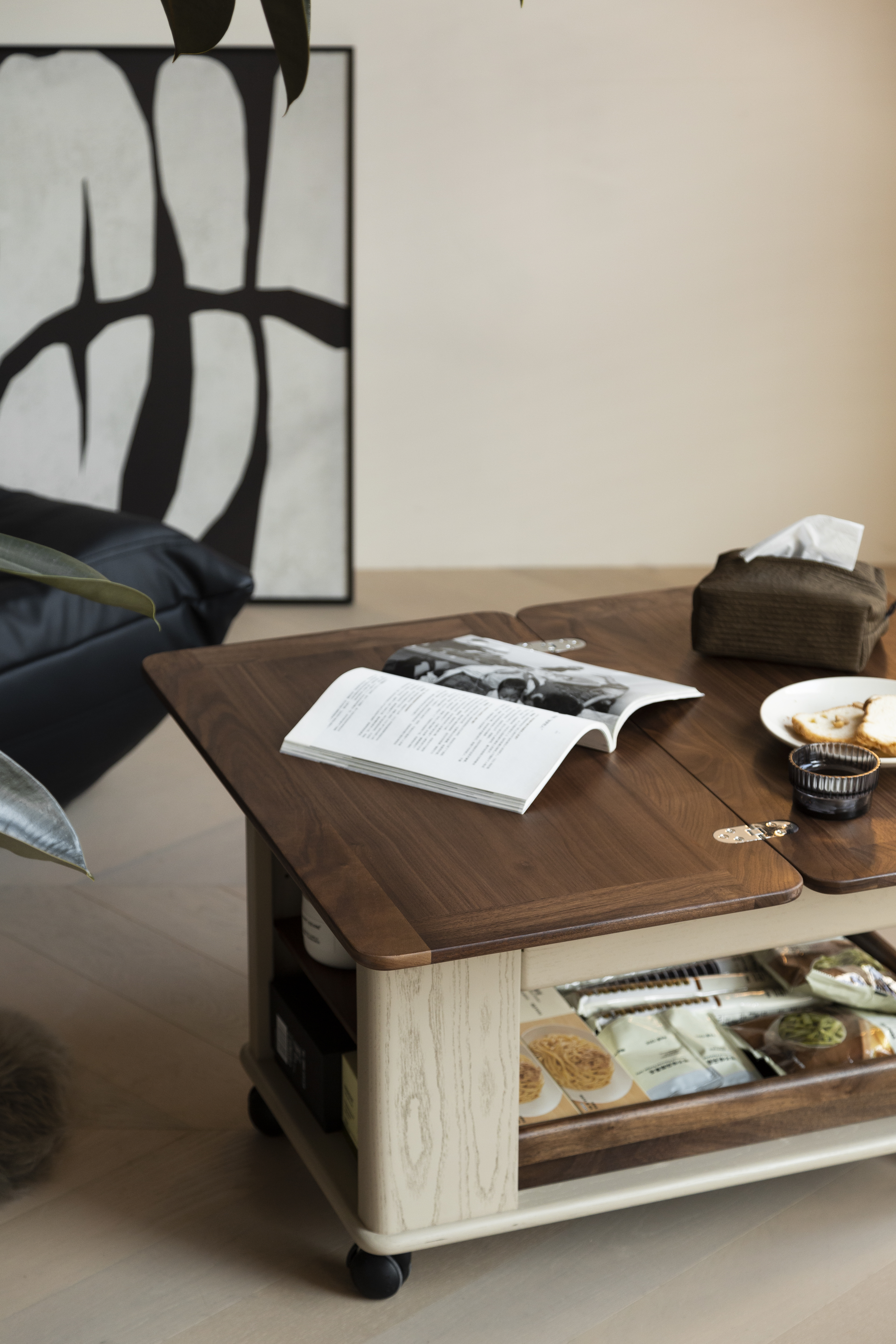 furniture design ，Original design，Solid wood furniture，Trolley，tea table，