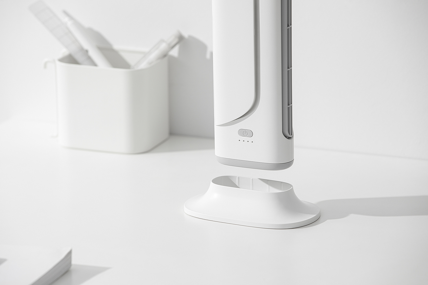 Fan，screen，air conditioner，to work in an office，hang，Small fan，Receive，vertical，