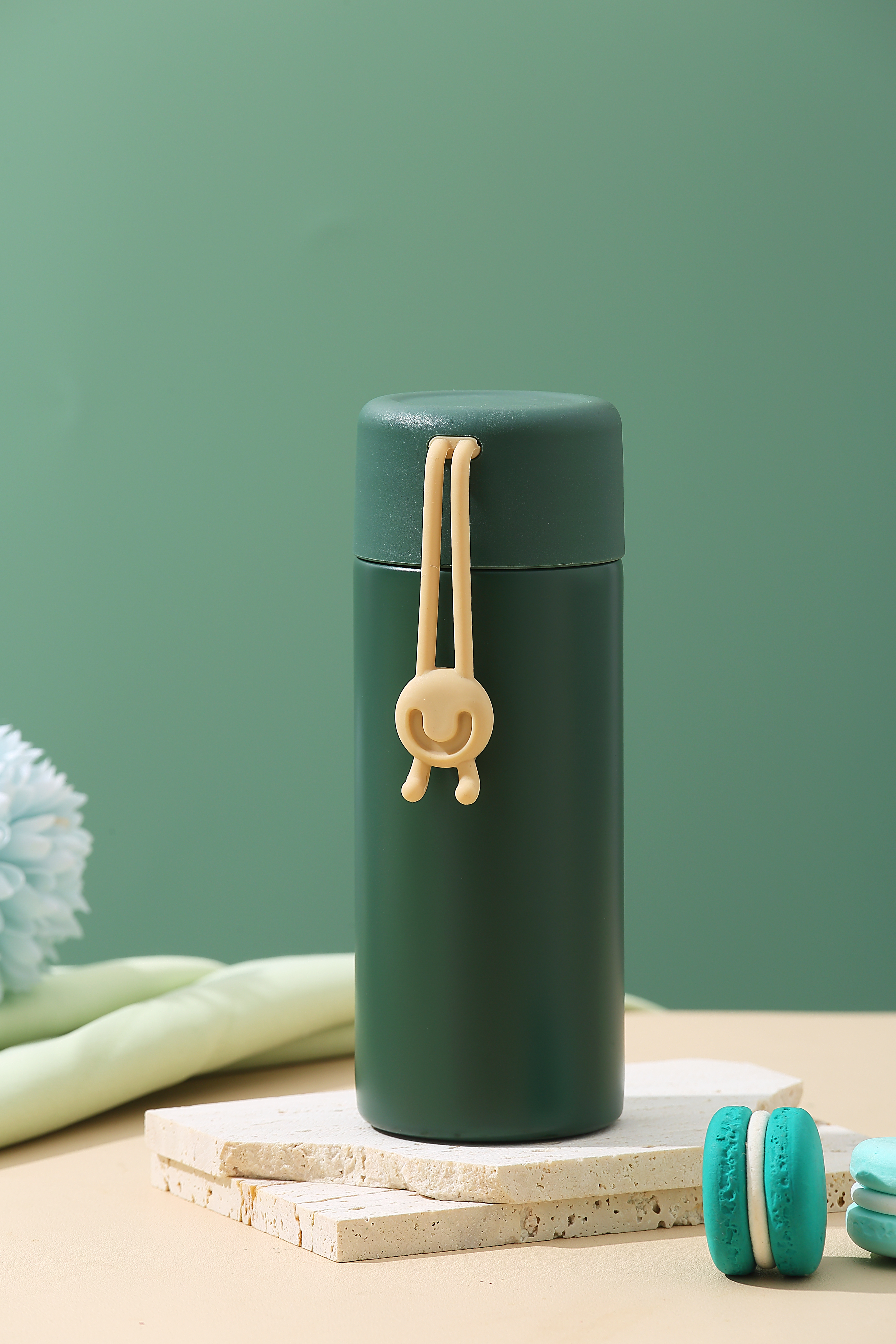 smiling face，Simple design，warm heart cup，Exquisite life，