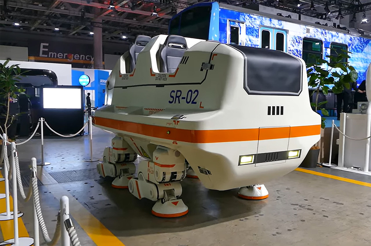 SR-02，机器人，娱乐项目，三成科技，