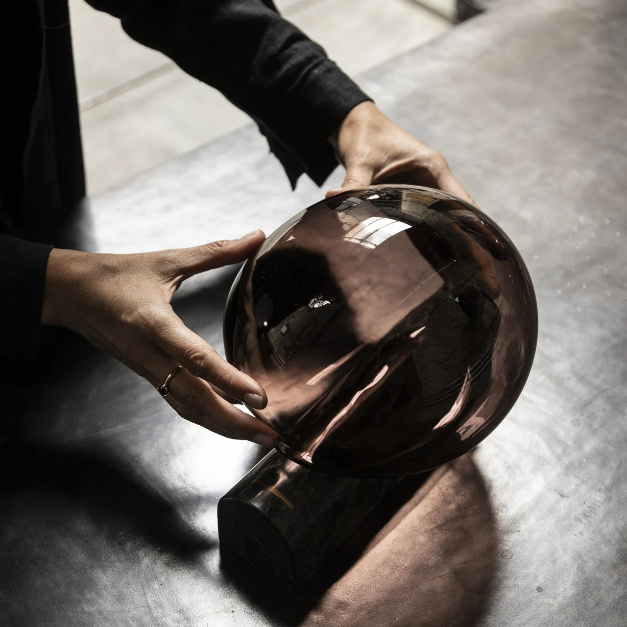 lamp，household electrical appliances，product design，Glass，Marble，