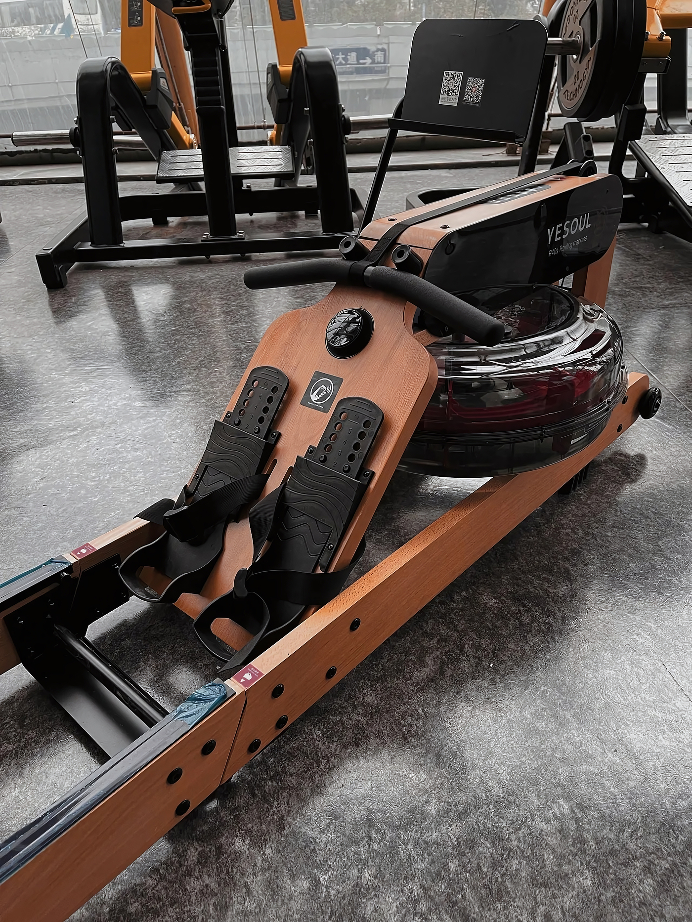 rowing machines, fitness equipment, water resistance rowing machines, adjustable resistance，