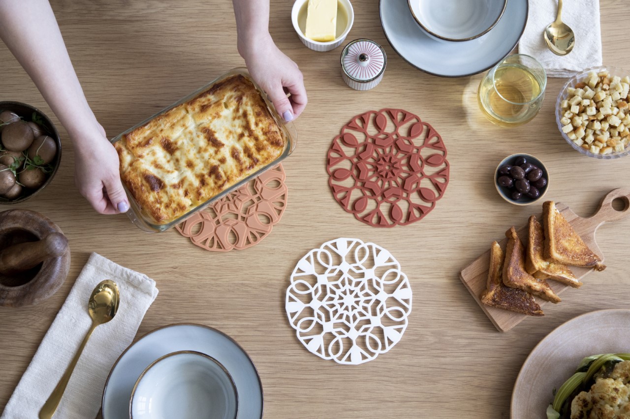 kitchen，tripod，Dining table mat，product design，design，