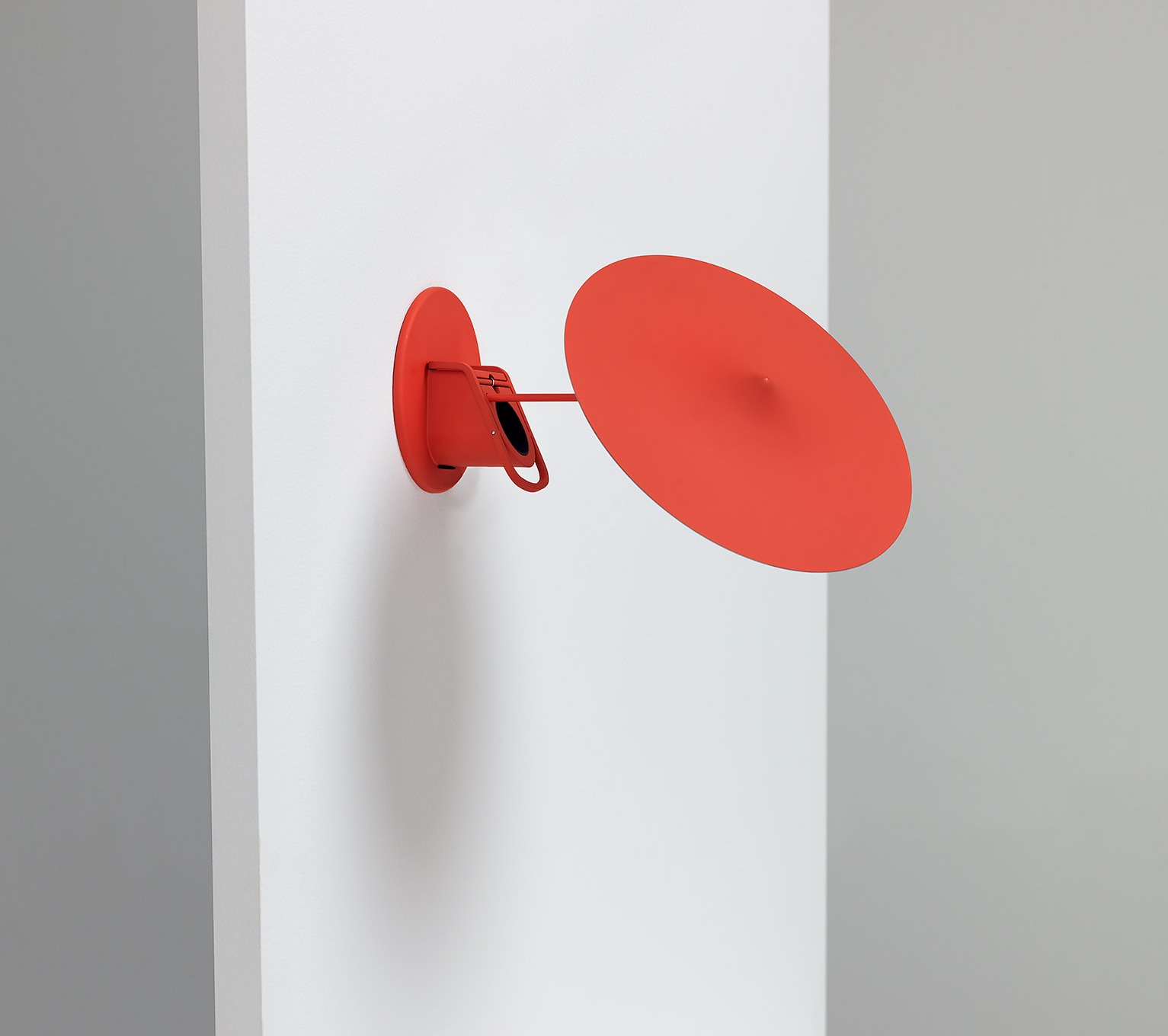 lamps and lanterns，Desk lamp，a chandelier，Clip lamp，Bedside lamp，fashion，Glass，Glass chandelier，Line element，Minimalist lamps，Wood and paper，Metal lamps，Black and white collocation，