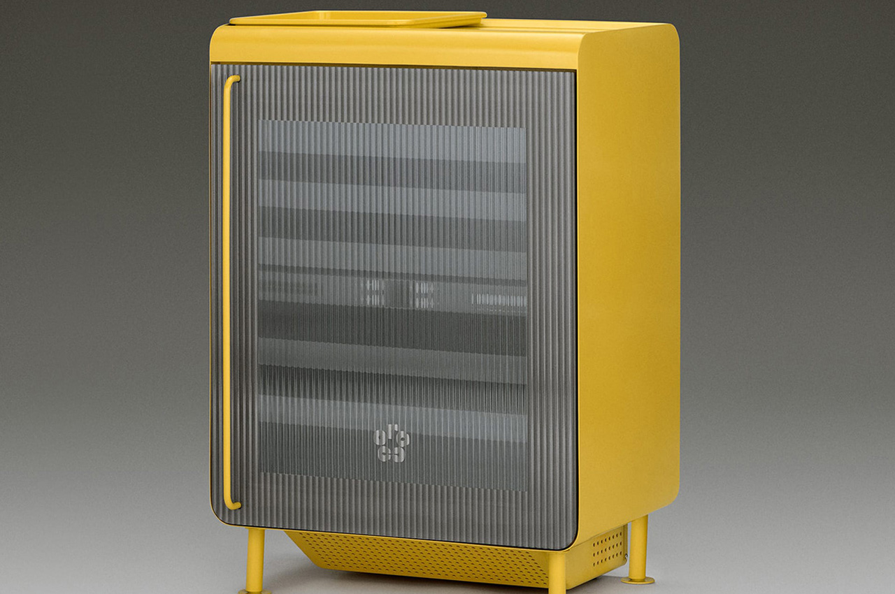 Smart refrigerator，furniture，Small，an electric appliance，