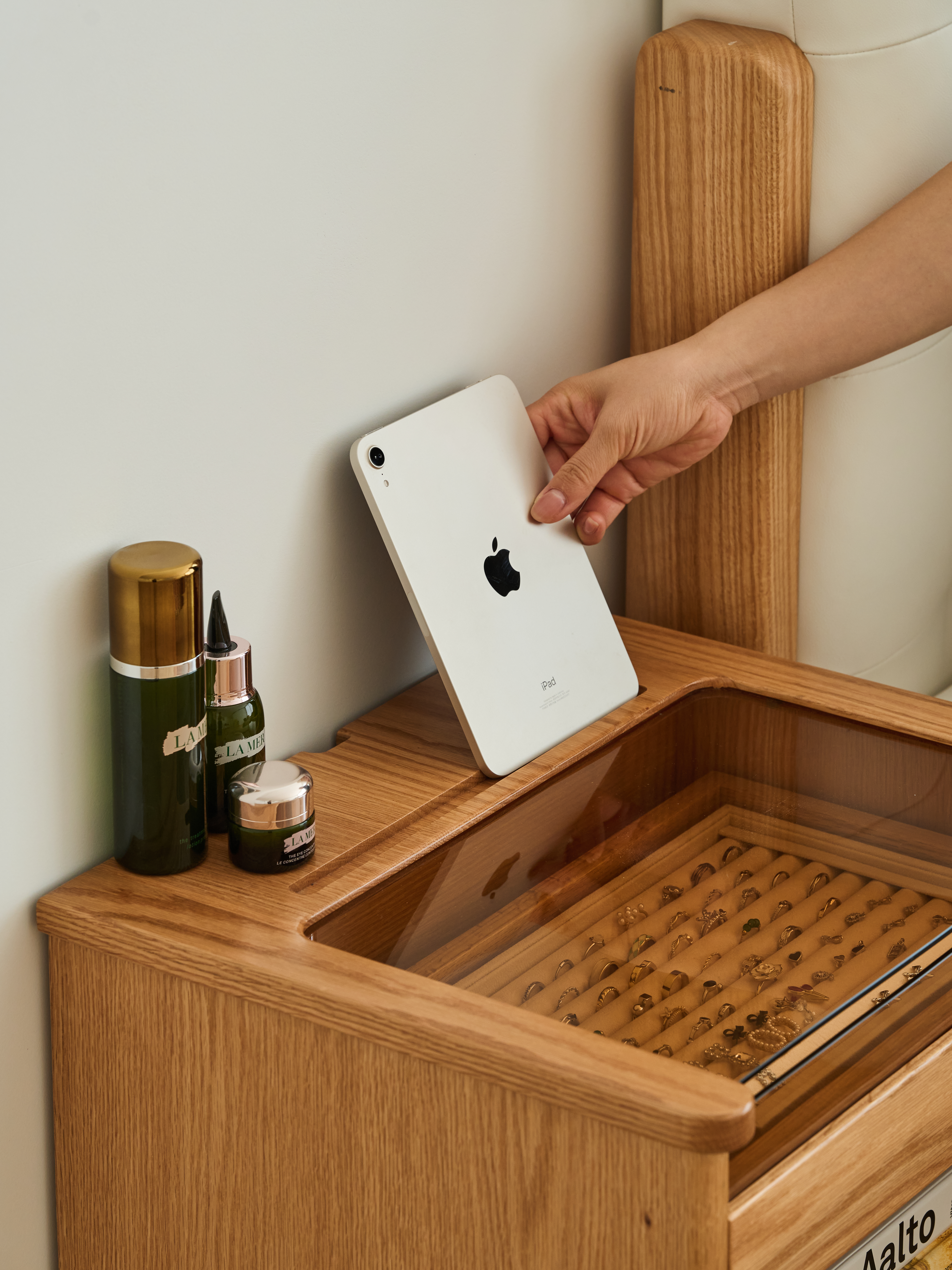 Home design，furniture design ，Solid wood furniture，