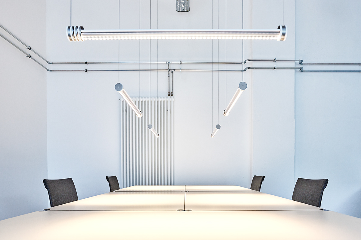 Office products，Control strength，Black and white color matching，modern stylish，Zipper switch，office space ，Chandelier design，Table lamp design，Lamp design，