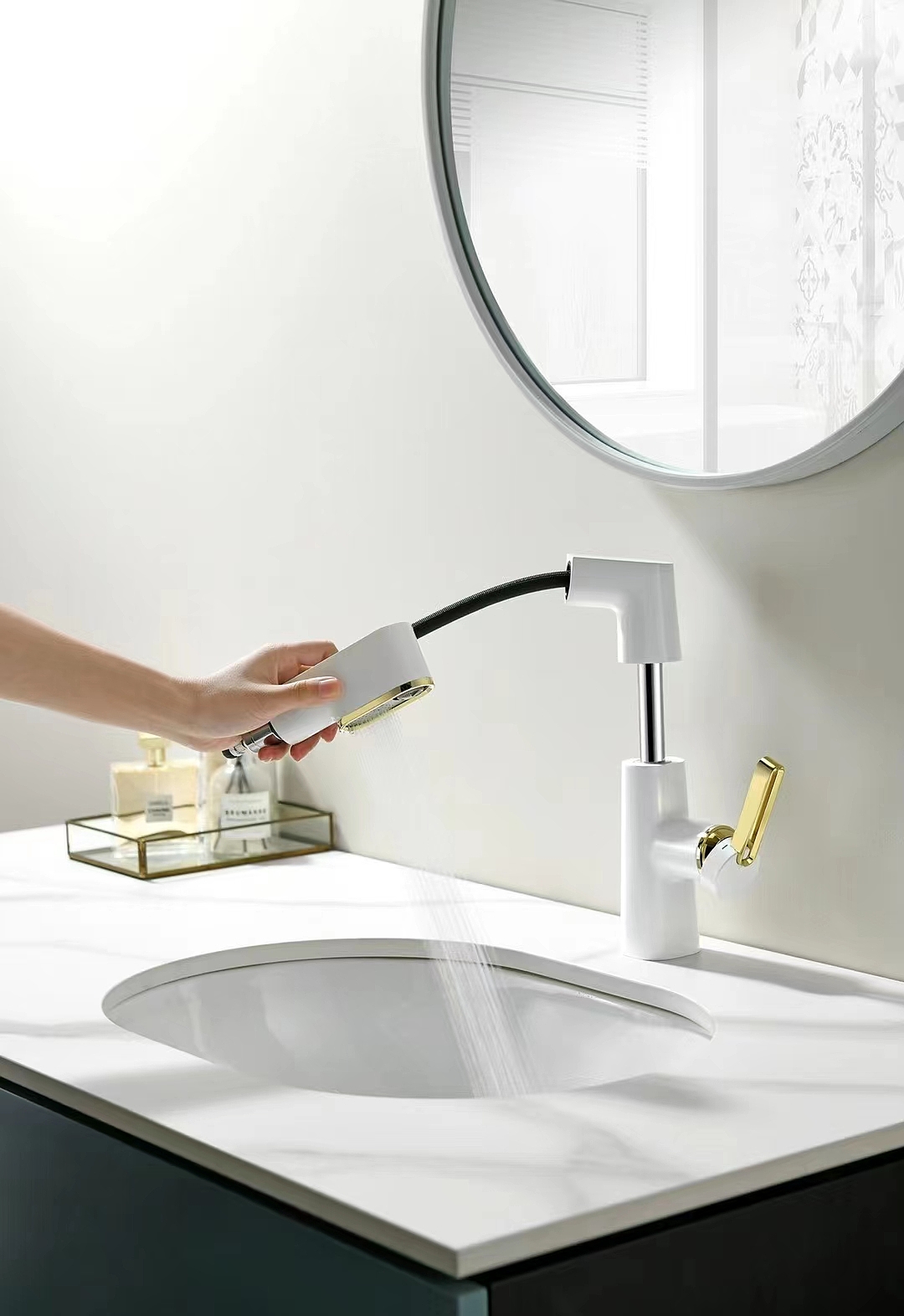 water tap，bathroom，kitchen and toilet，