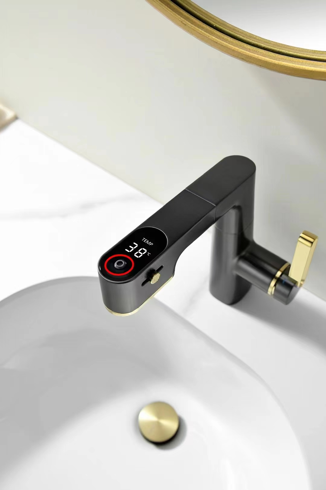 water tap，bathroom，kitchen and toilet，