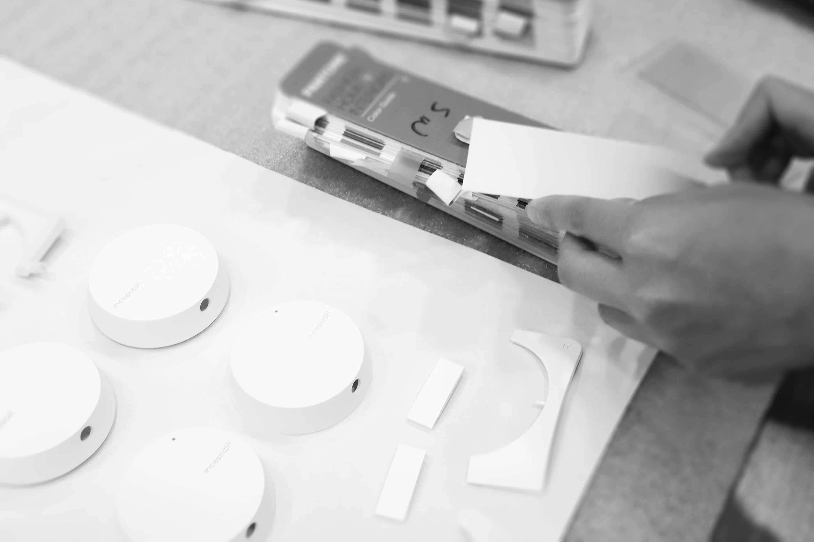 Electronic equipment，Medical supplies，medical apparatus and instruments，Alzheimer's Disease Treatment Device，