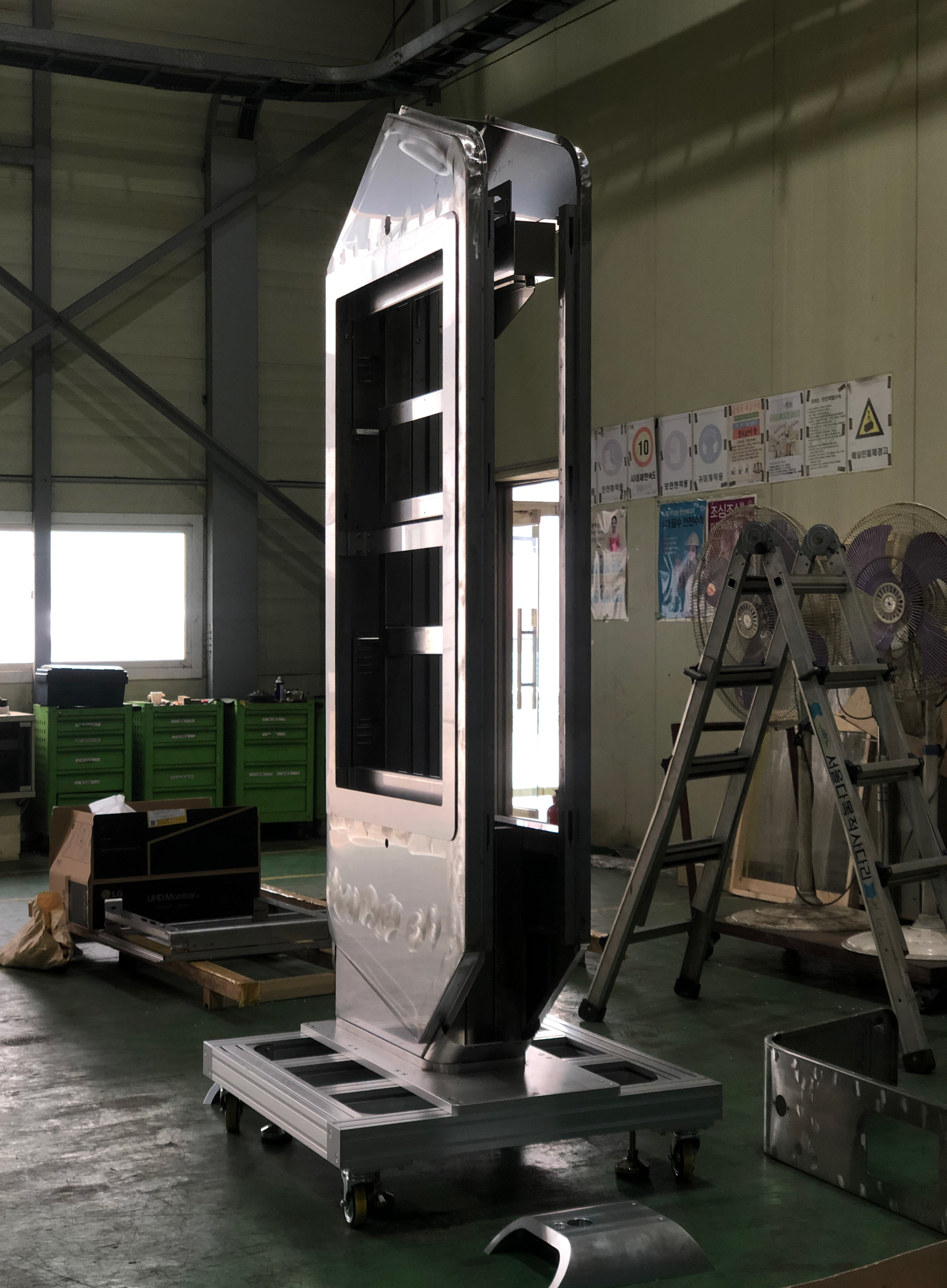 Electric vehicle charger，display，EVMODE，Brand advertising，