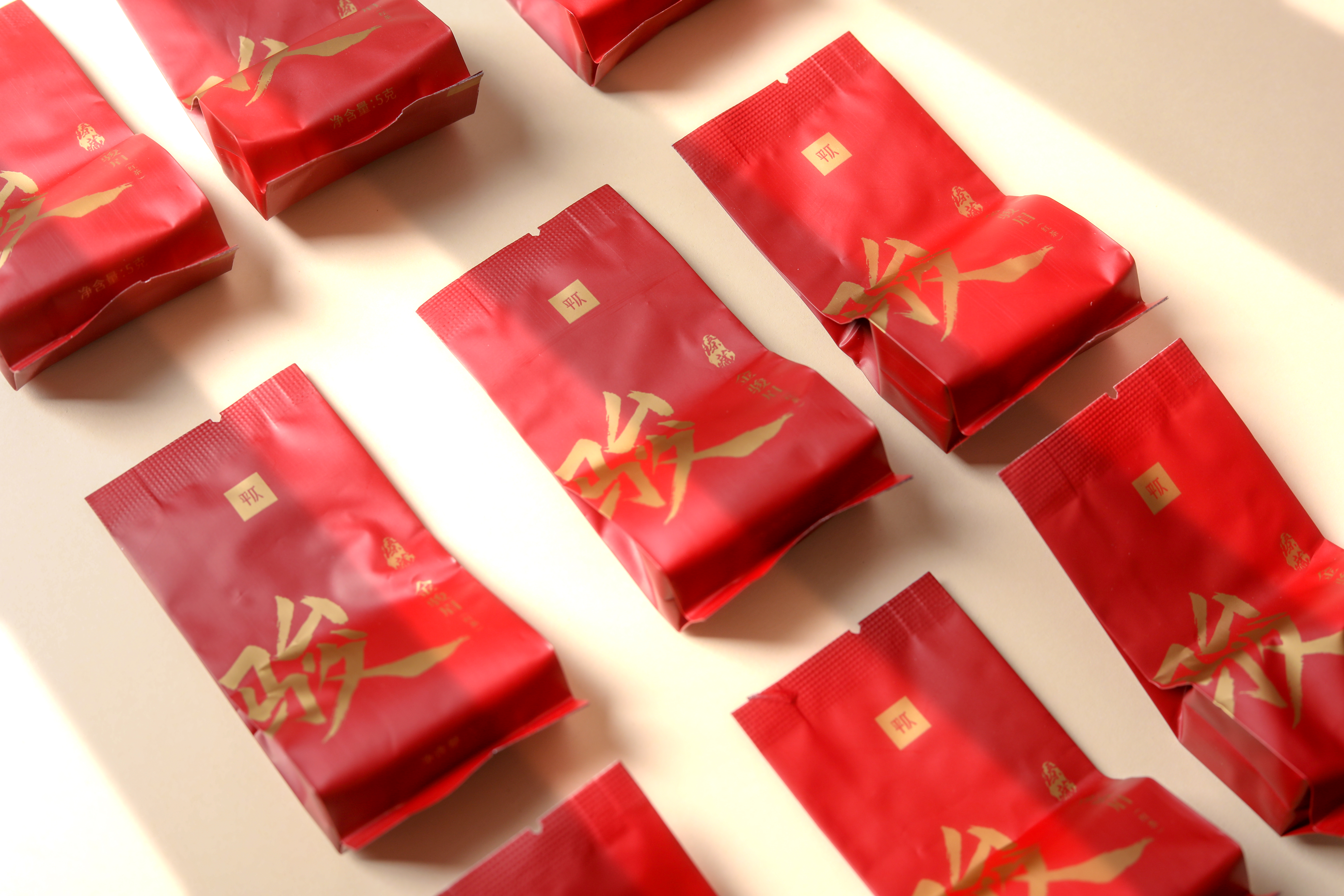 packing design，product design，Tea packaging，Font design，Calligraphy，