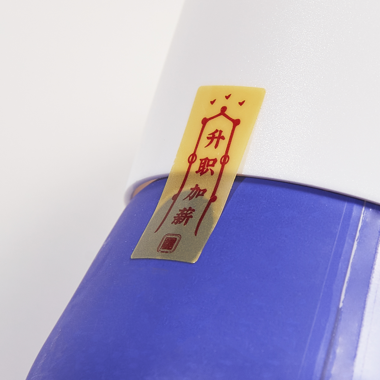 packing design，product design，Bottle body design，Illustration，Drinks，