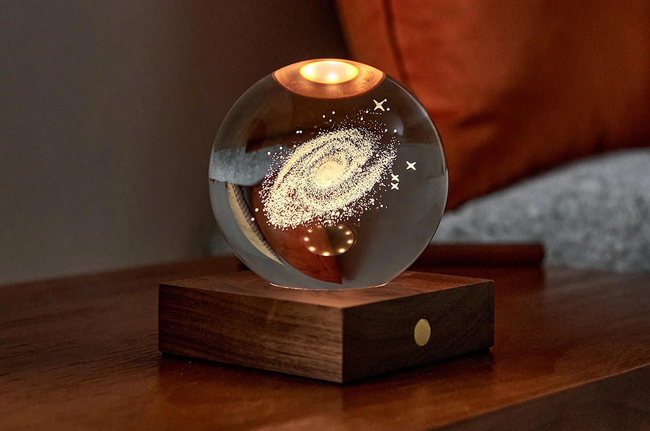 TikTok，Crystal ball lamp，product design，