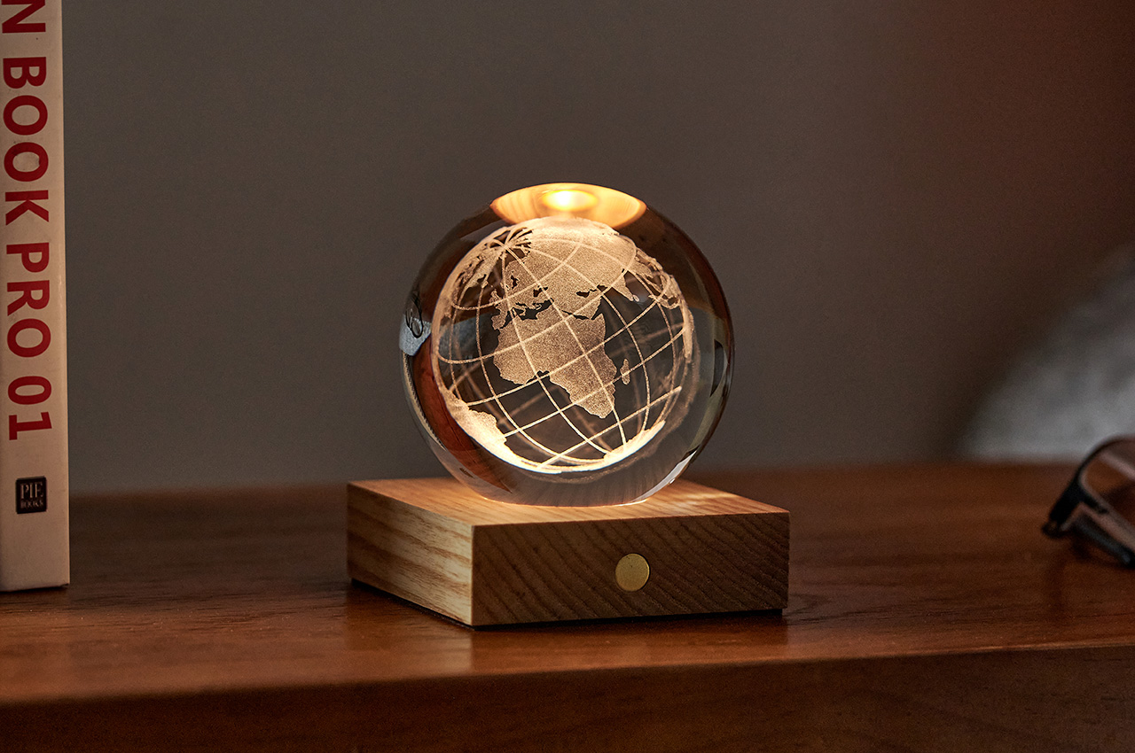 TikTok，Crystal ball lamp，product design，