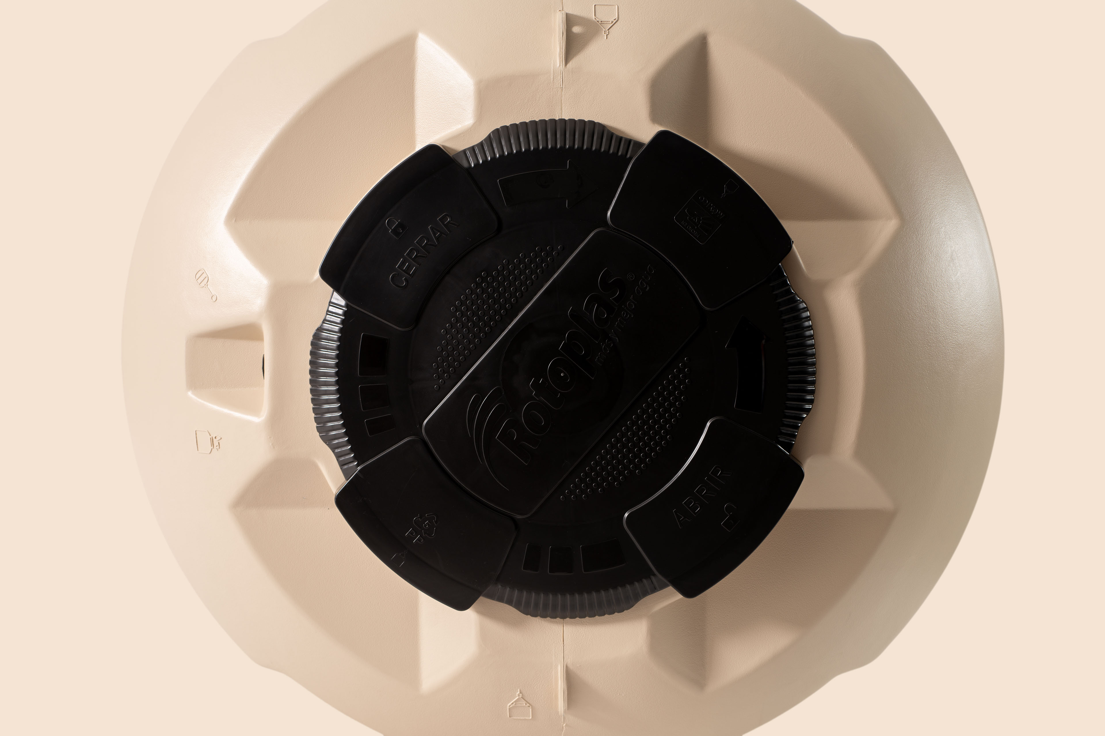 water tank，Rotoplas，Plastic，product design，