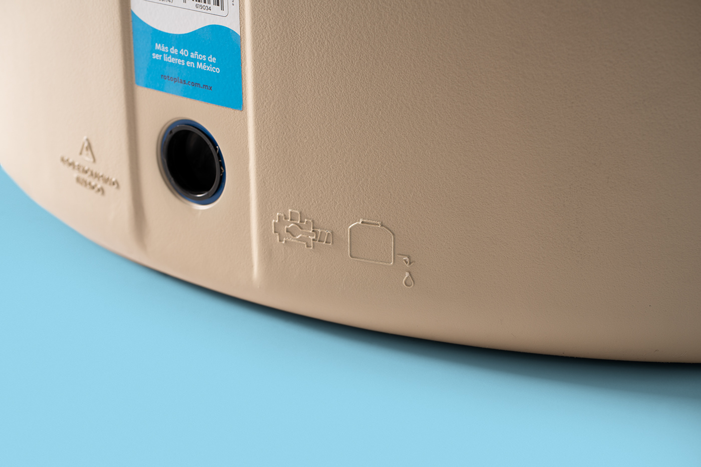 water tank，Rotoplas，Plastic，product design，