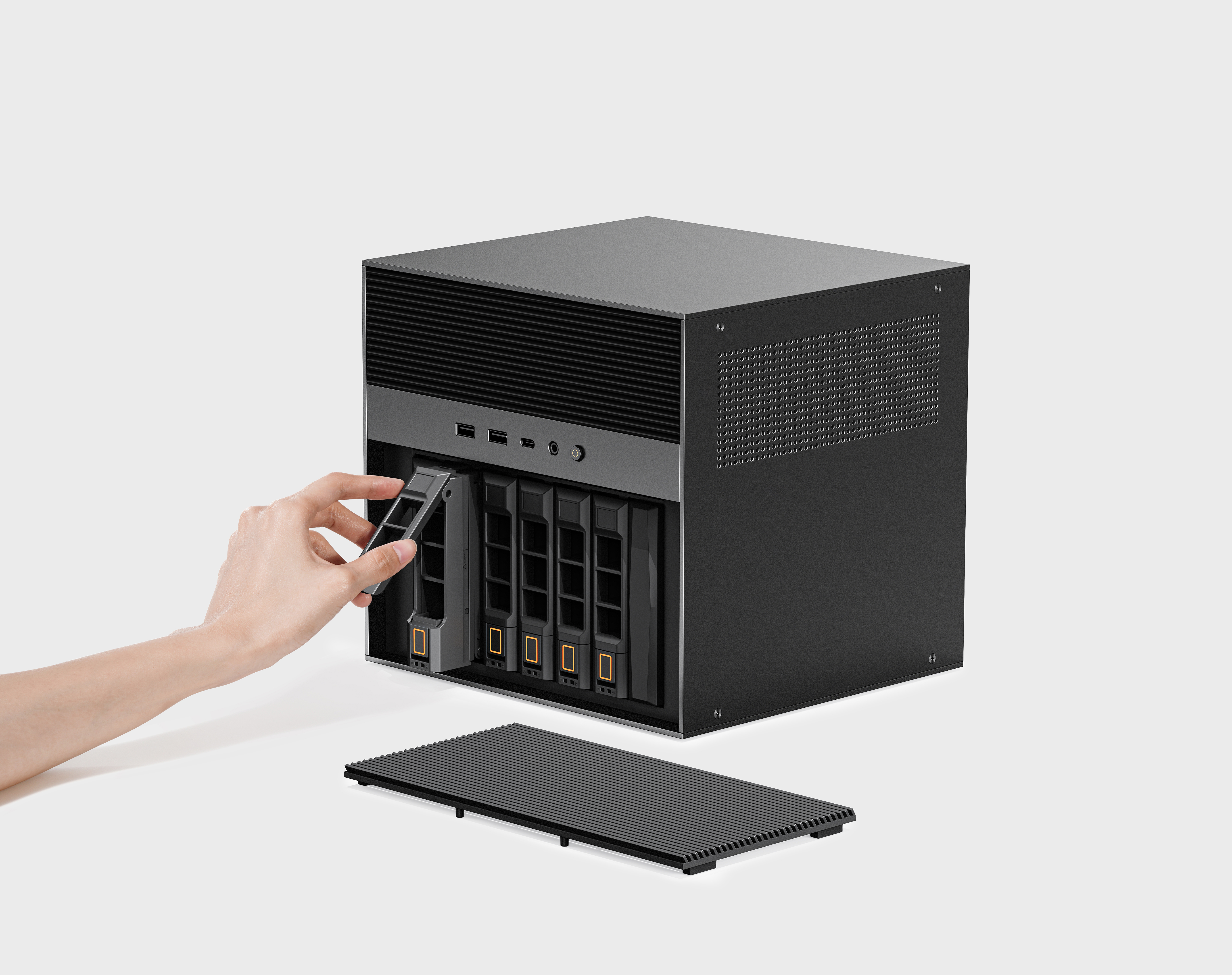 Original works，product design，ZimaCube，Private cloud，Network Storage，Privatization of AI，Data regression，Streamlined design，